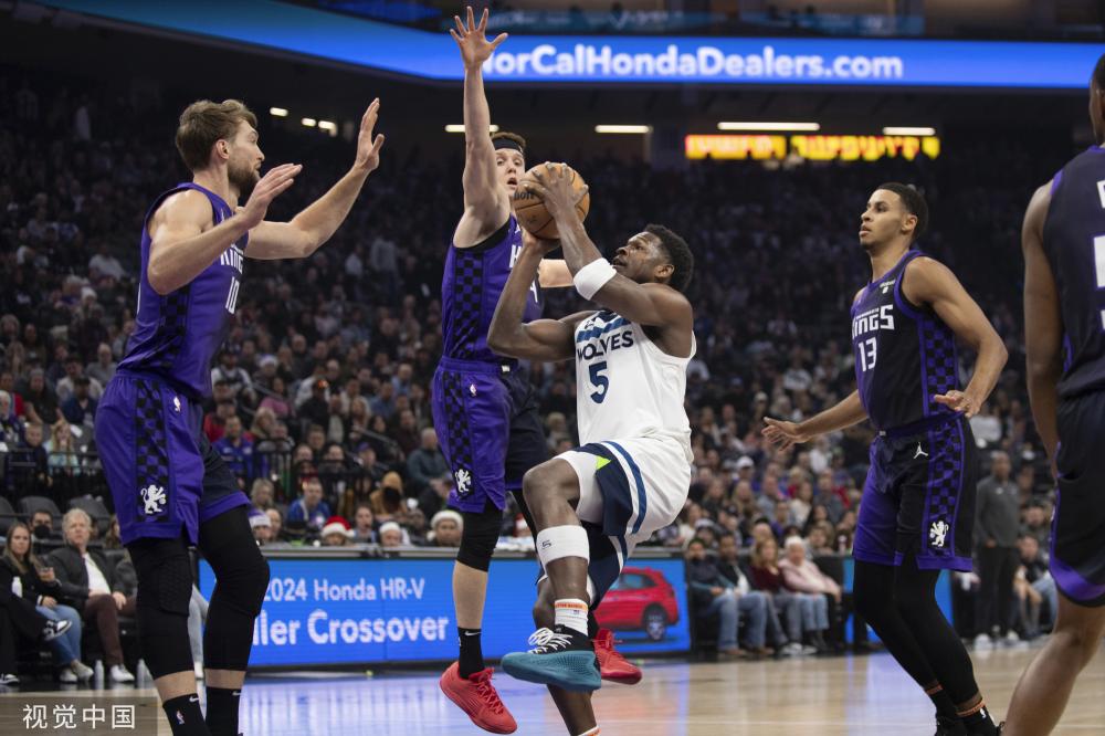 场比赛中展 场比赛中展