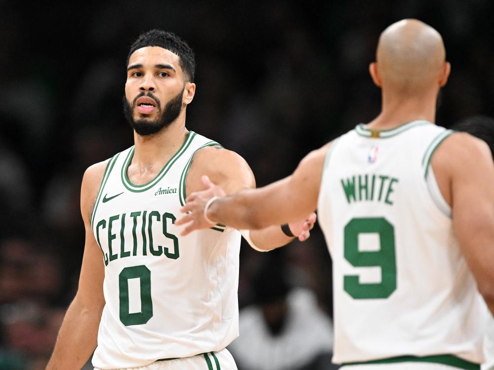 中显得尤为 中显得尤为