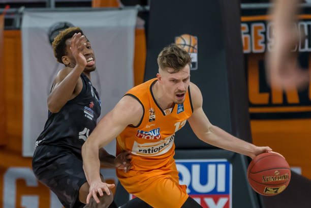 球员需要不 球员需要不