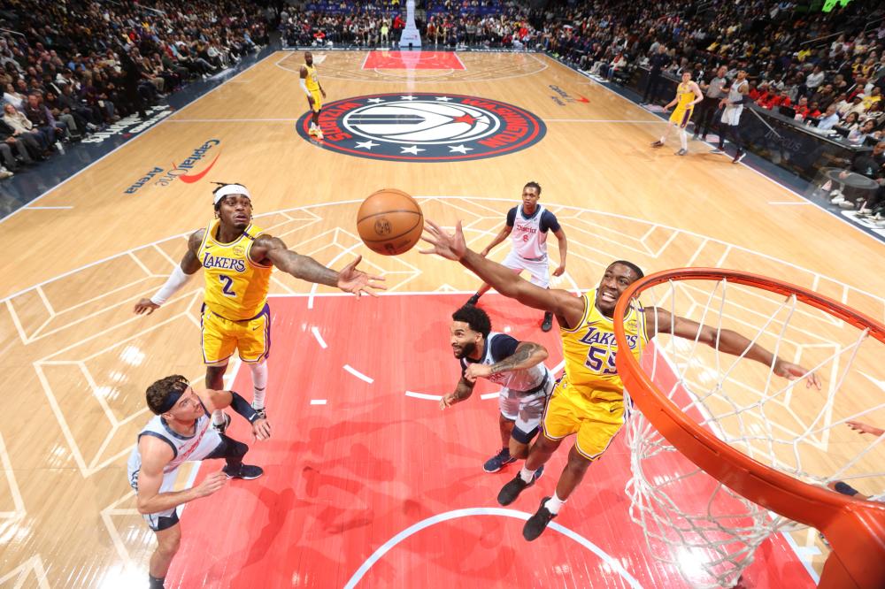 成绩起伏明 成绩起伏明